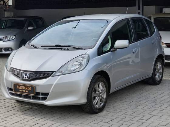 HONDA FIT 1.4 DX 16V FLEX 4P MANUAL HONDA FIT 1.4 DX 16V FLEX 4P MANUAL